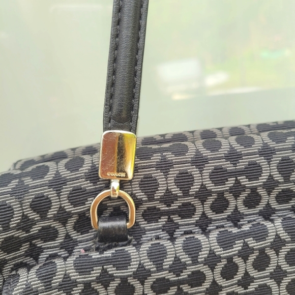 Vintage Coach grey purse - Picture 2 of 7